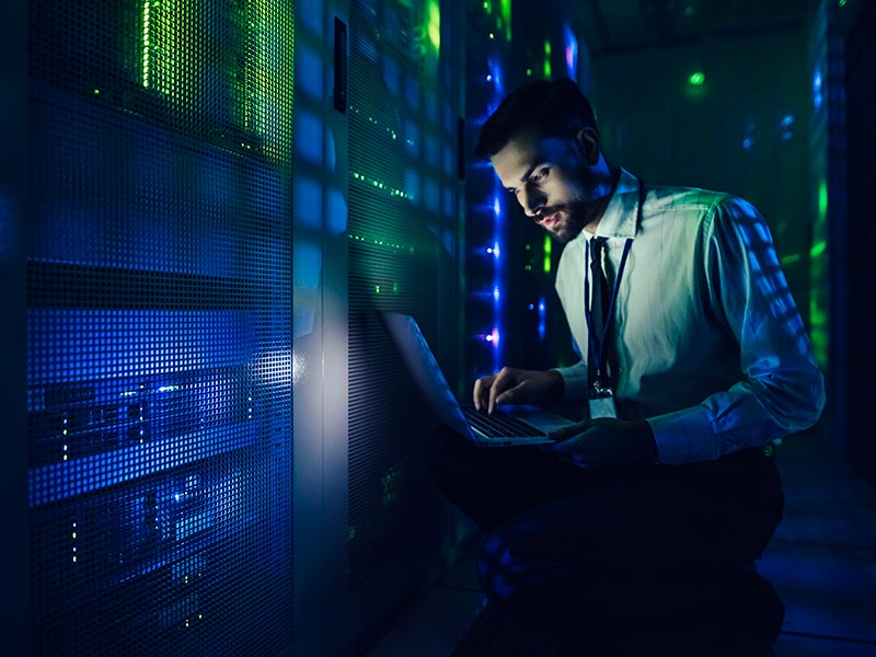 Las certificaciones de calidad, físicas y de plataformas son clave en un datacenter.